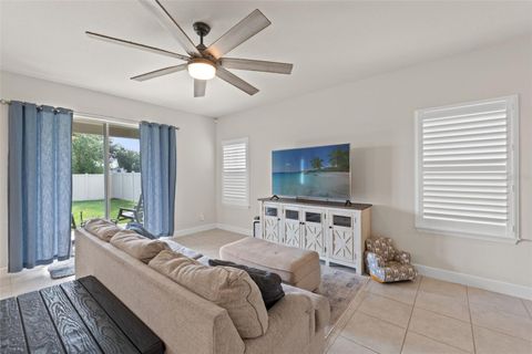 Single Family Residence in LAND O LAKES FL 10807 OLD SYCAMORE LOOP 8.jpg