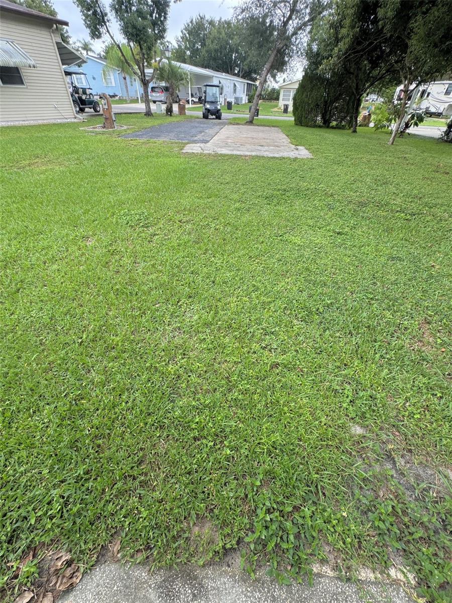12 SADDLEBAG TRAIL N