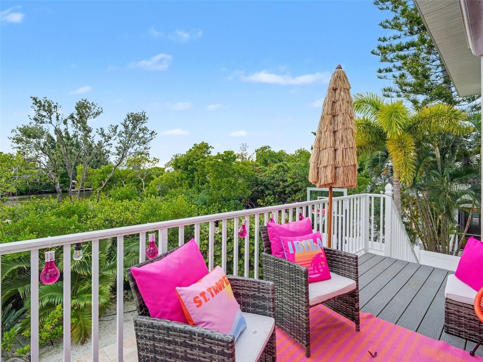 COCONUT BAYOU - Residential