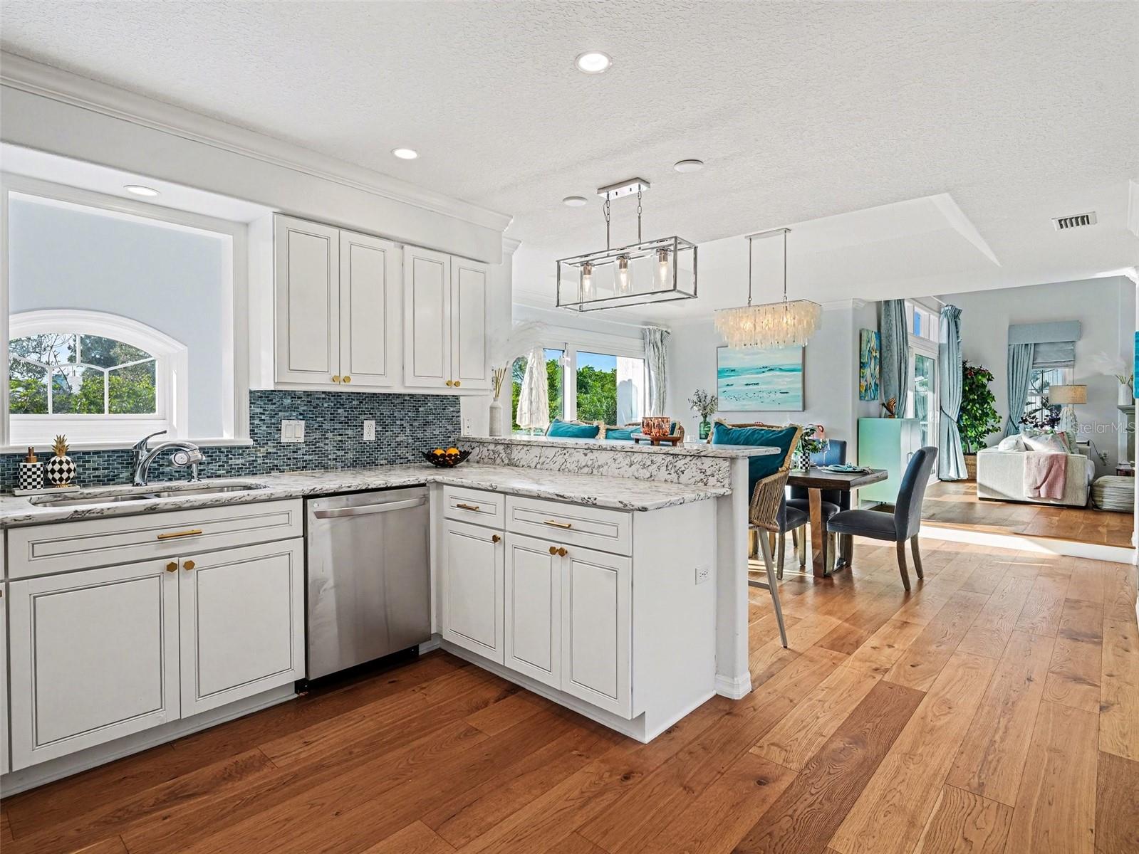 COCONUT BAYOU - Residential