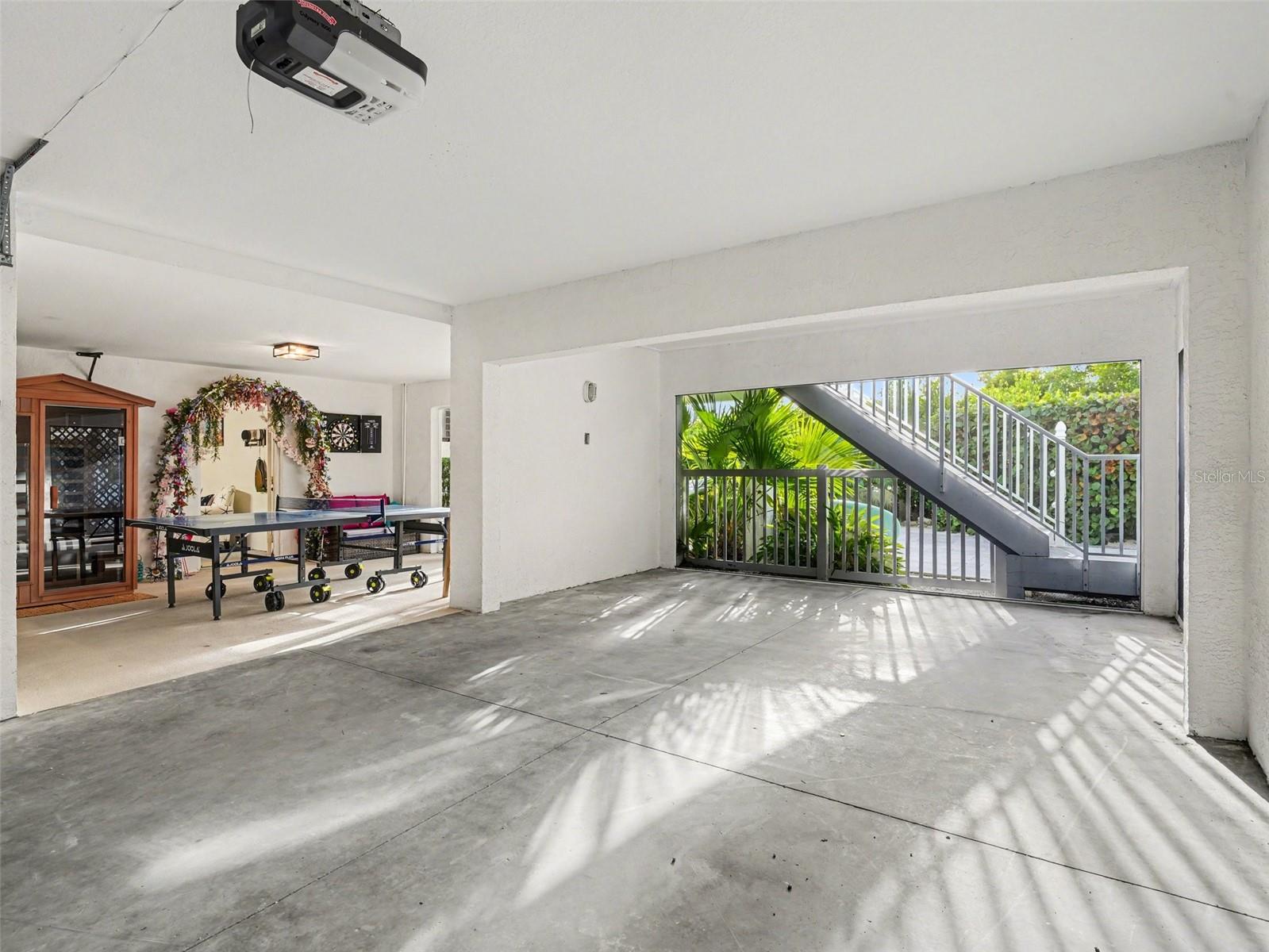 COCONUT BAYOU - Residential