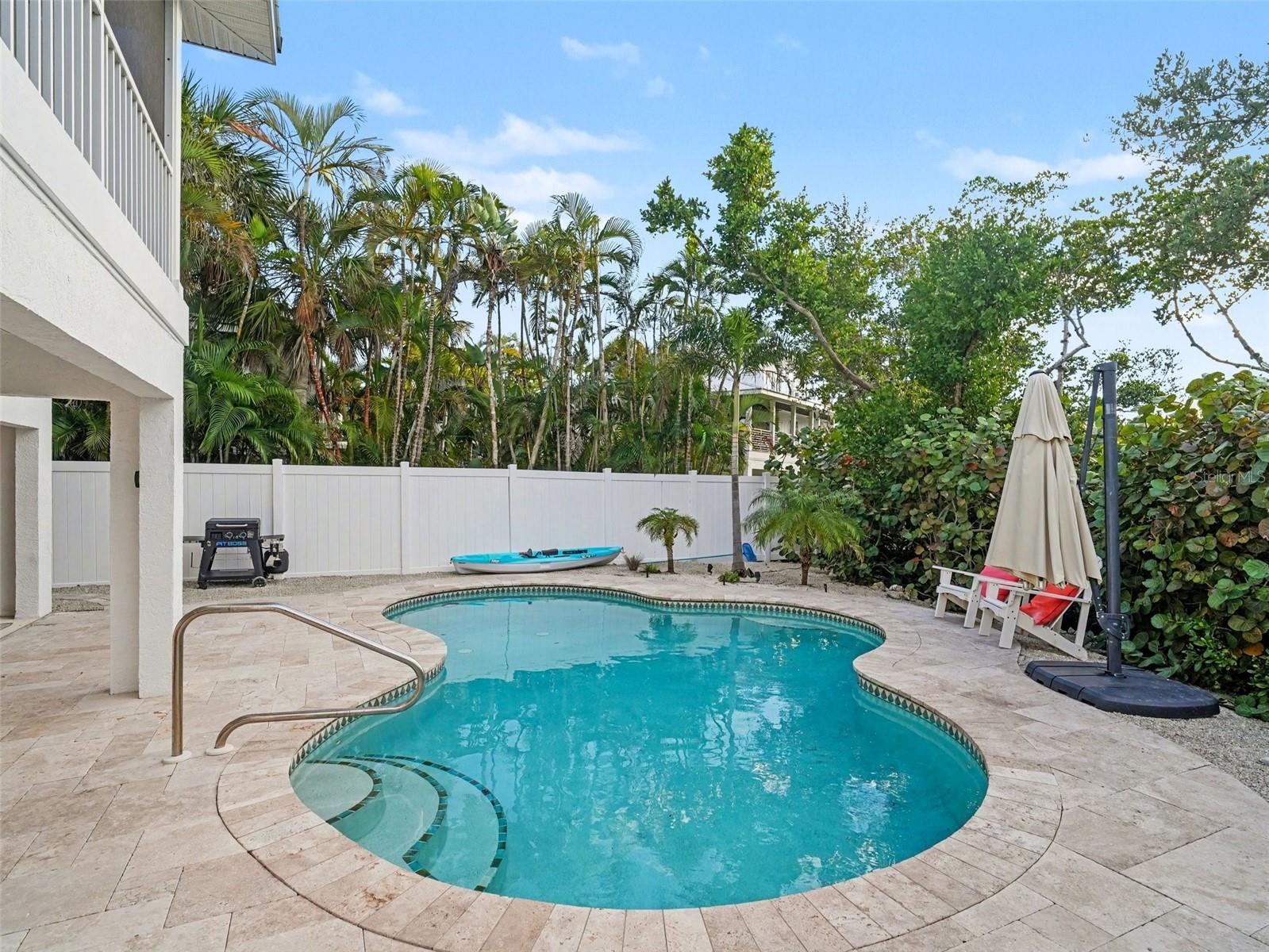 COCONUT BAYOU - Residential