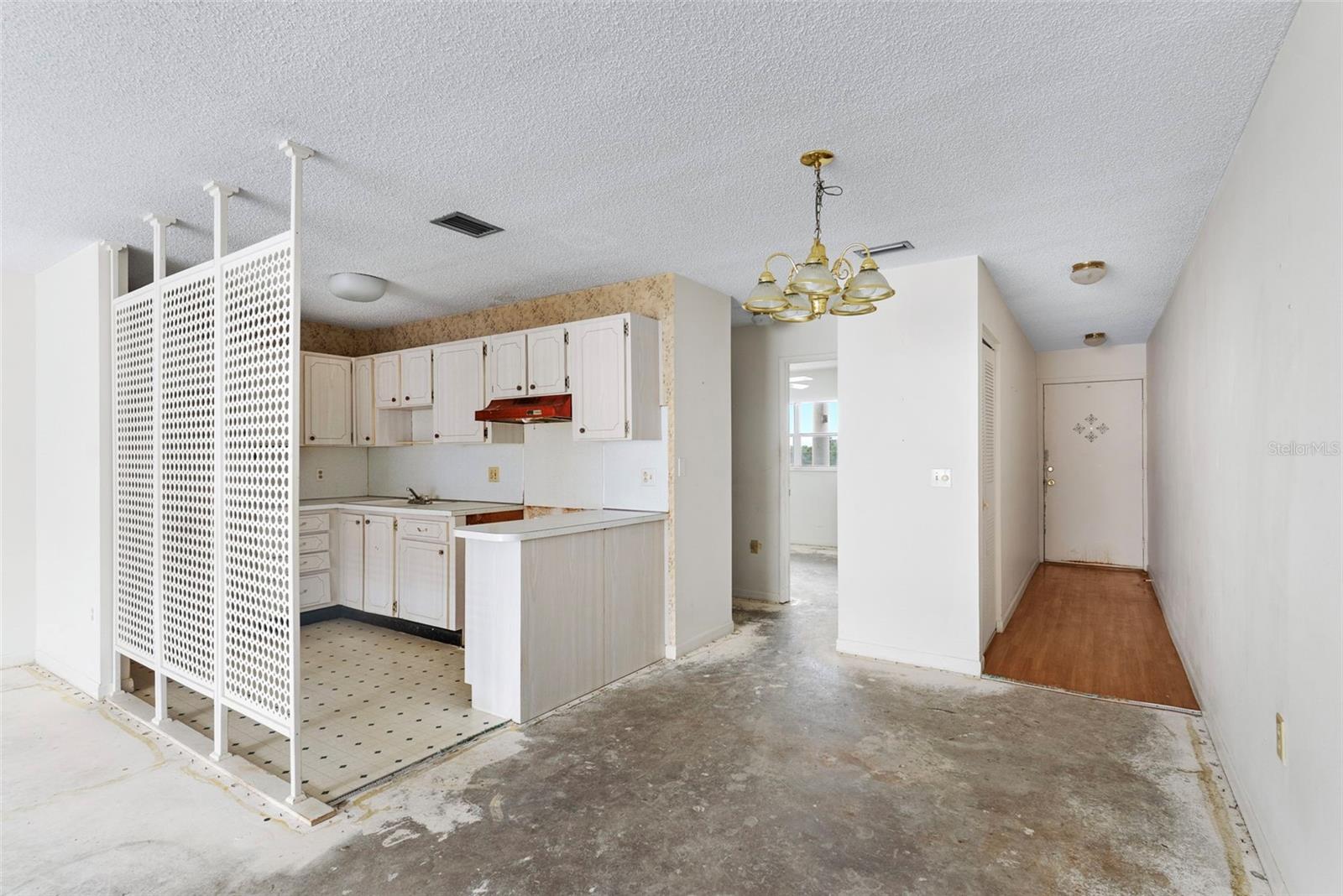 5501 80TH STREET N 408