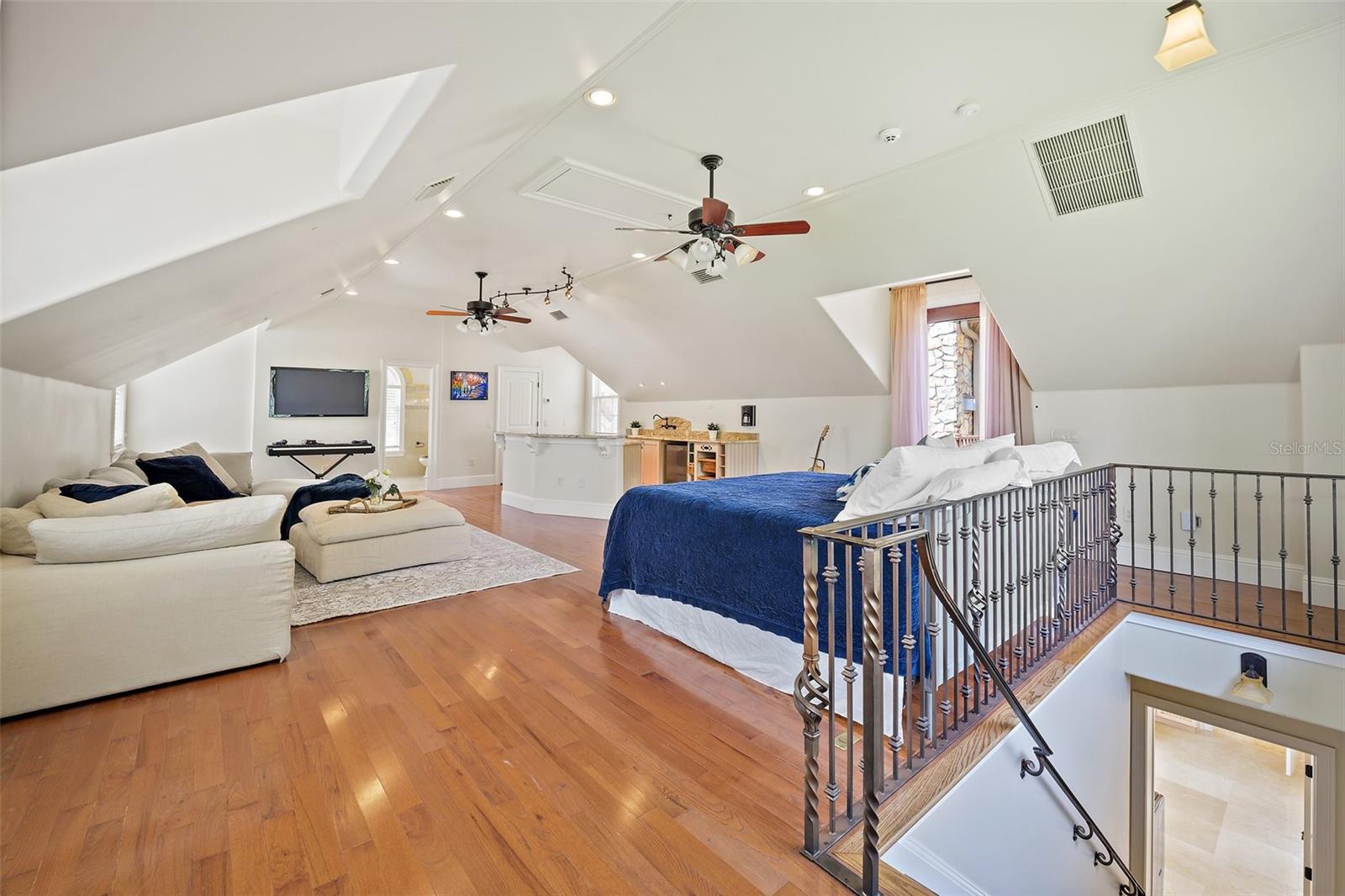 FOREST LAKES PH 02 - Residential