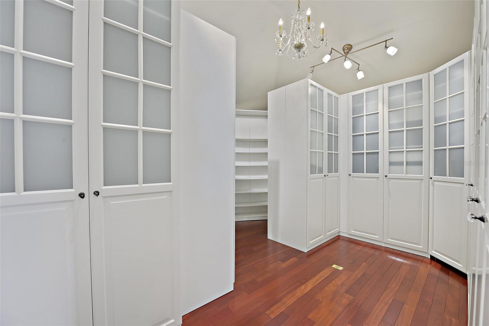 FOREST LAKES PH 02 - Residential