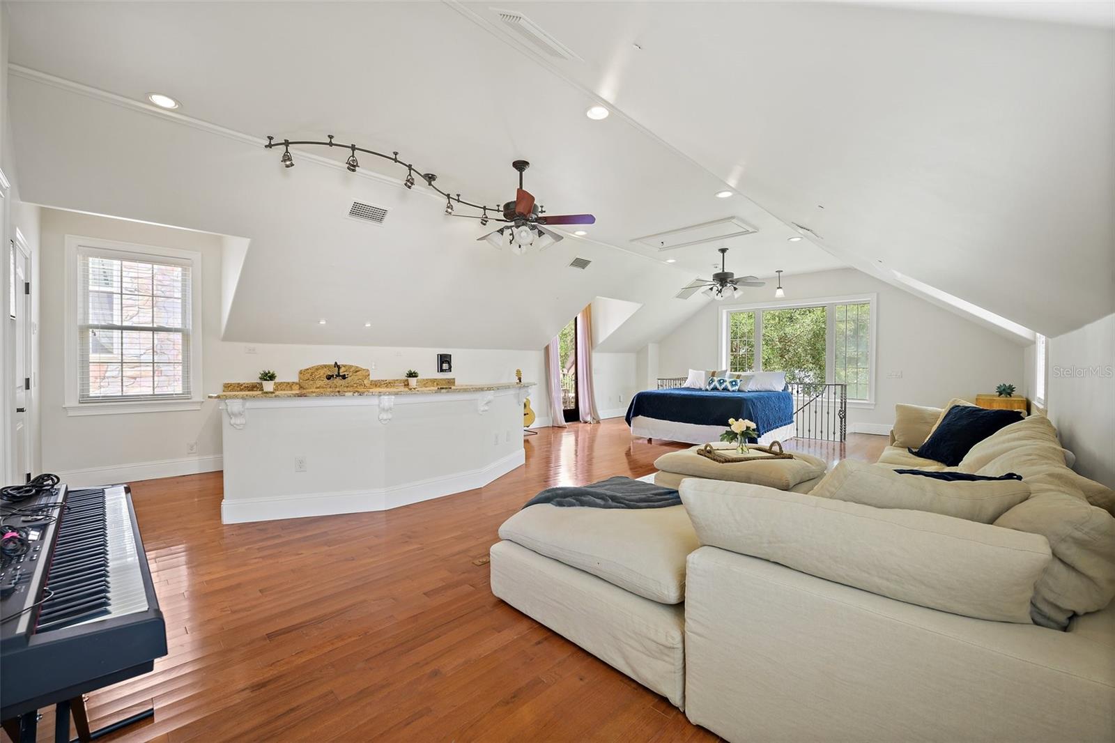 FOREST LAKES PH 02 - Residential