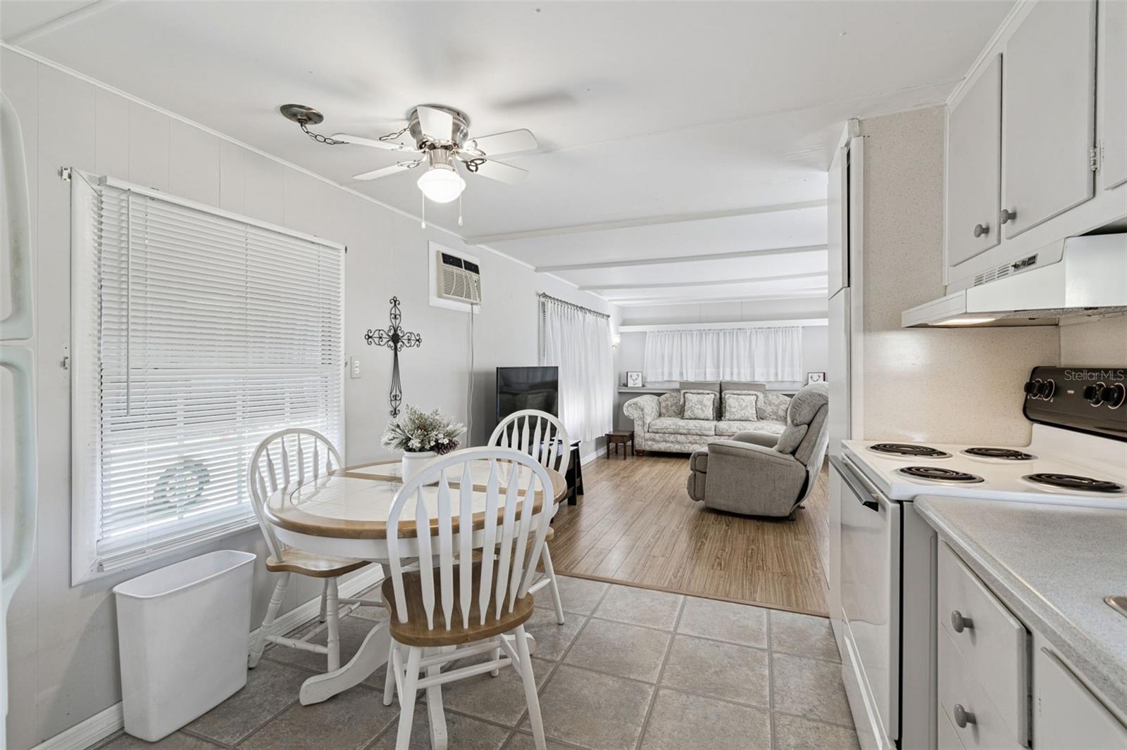 MIDWAY TRAILER COURT UNREC - Residential