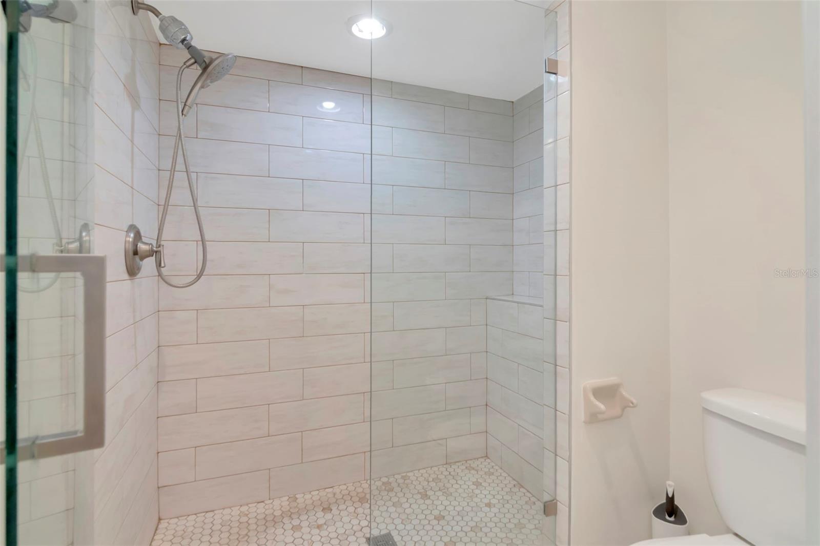 BRENTWOOD PARK - Residential