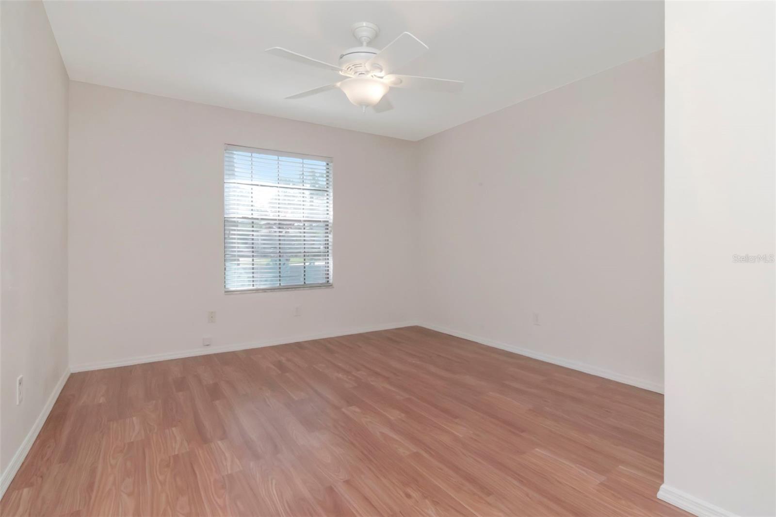 BRENTWOOD PARK - Residential