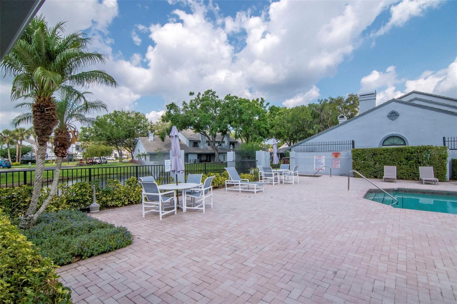 BRENTWOOD PARK - Residential