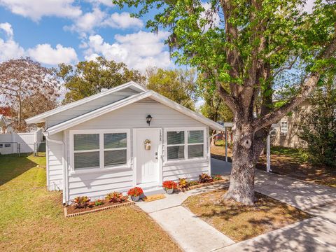 Photo of 1508 Kentucky Avenue, Saint Cloud, FL 34769 (MLS # S5145543)
