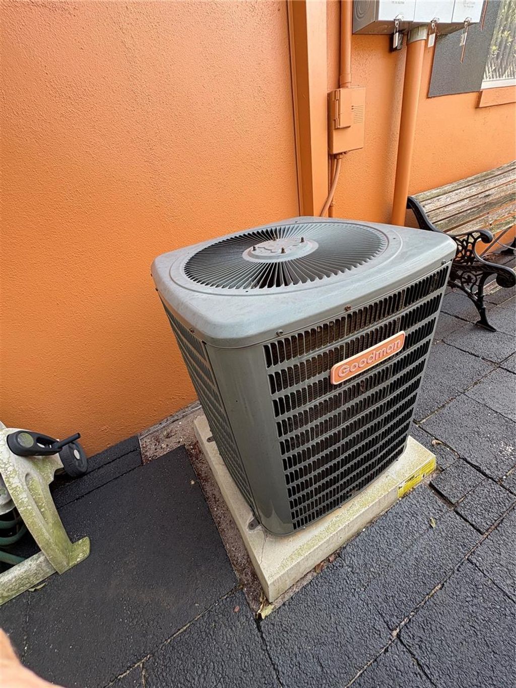 Photo of 1705 N Jefferson Avenue, Largo, FL 33770 (MLS # TB8496413)