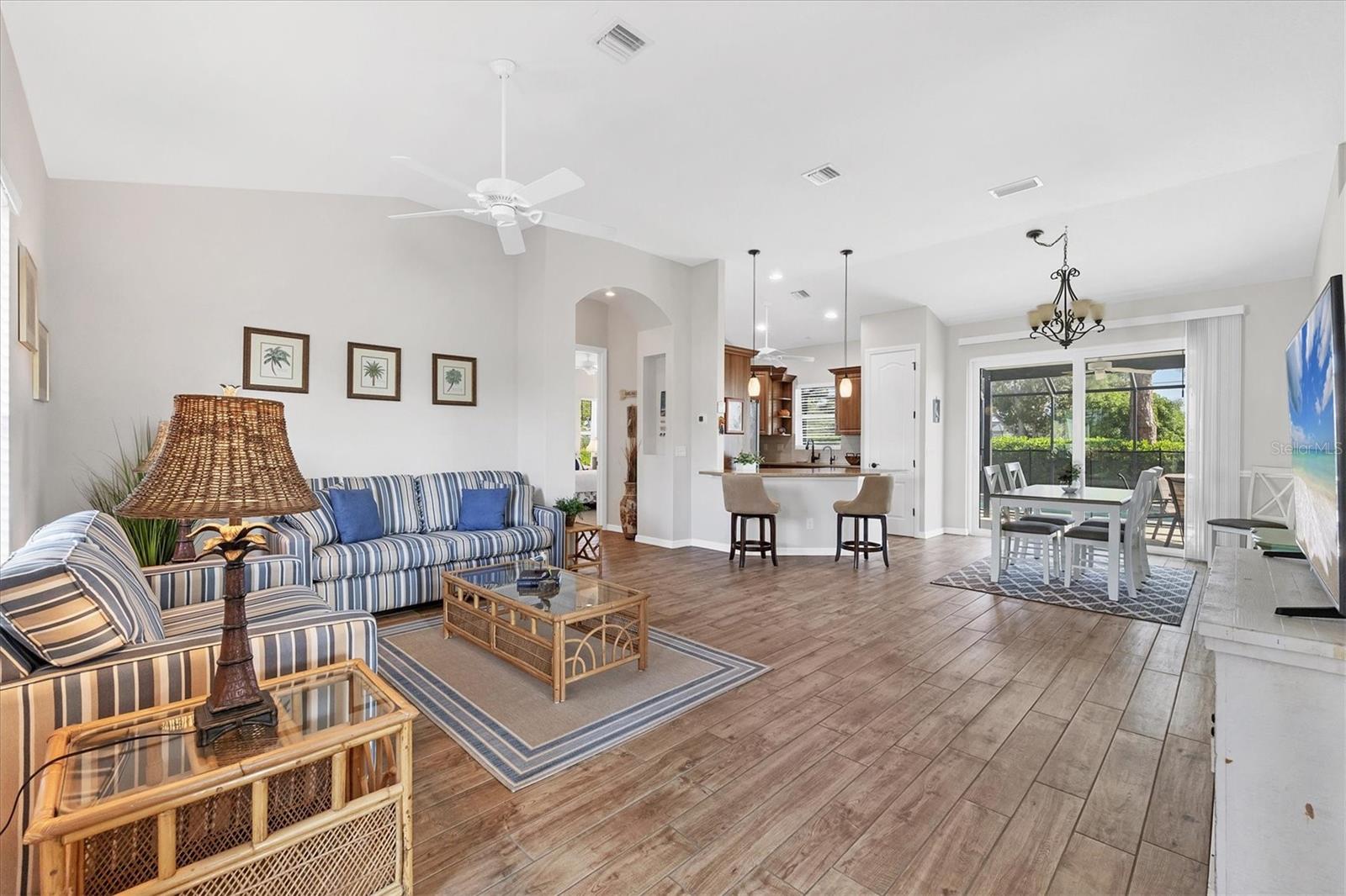 1815 NEPTUNE DRIVE, ENGLEWOOD, FL, 34223 4 1815 NEPTUNE DRIVE