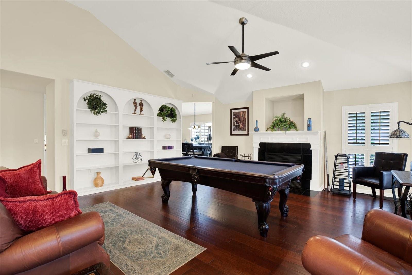 FOX WOOD PH 03 - Residential