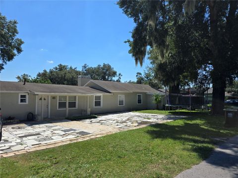 Photo of 2031 Poe Street, Lakeland, FL 33801 (MLS # P4936329)