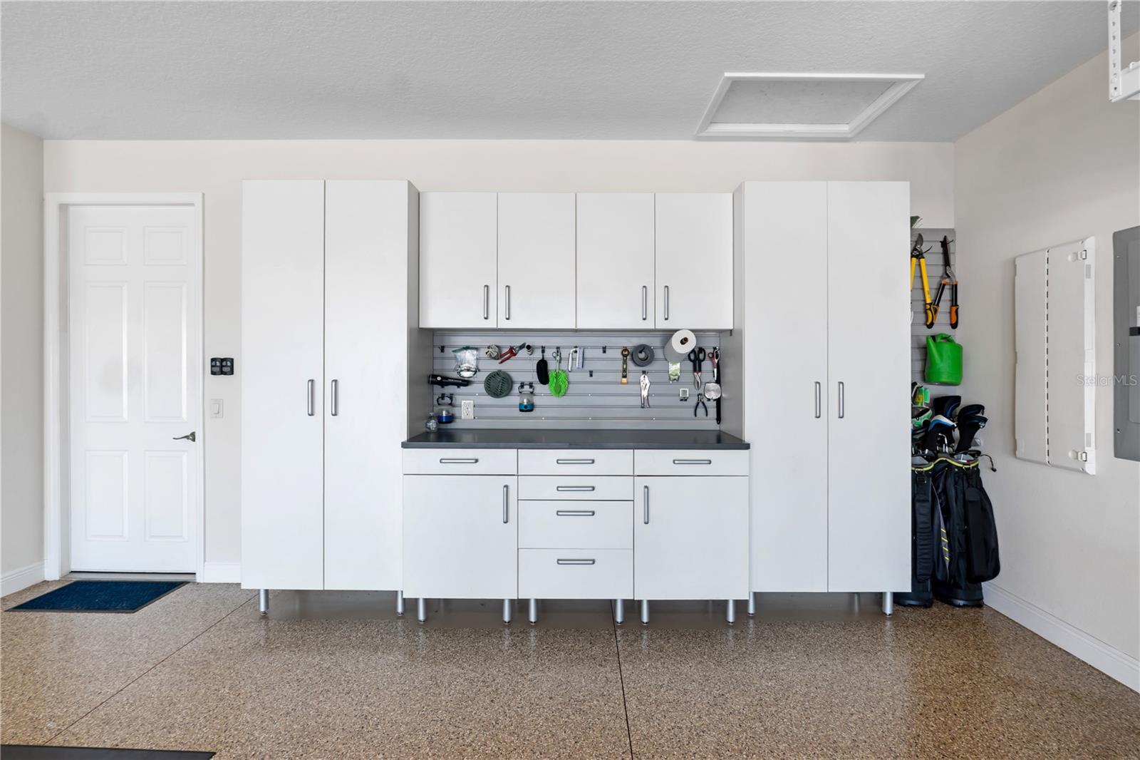 VILLAGES/SOUTHERN OAKS UN 43 - Residential