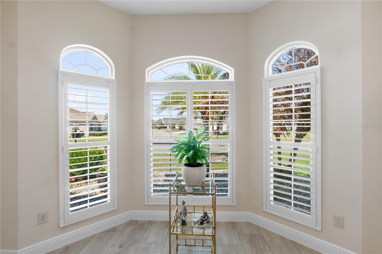 VILLAGES/SOUTHERN OAKS UN 43 - Residential