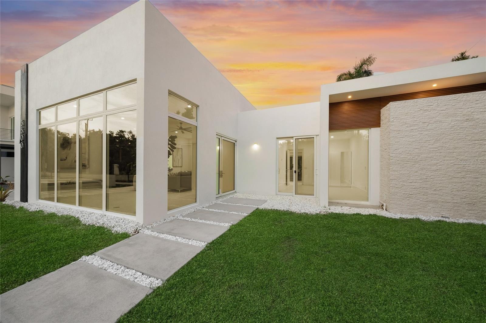 3500 BAY SHORE ROAD