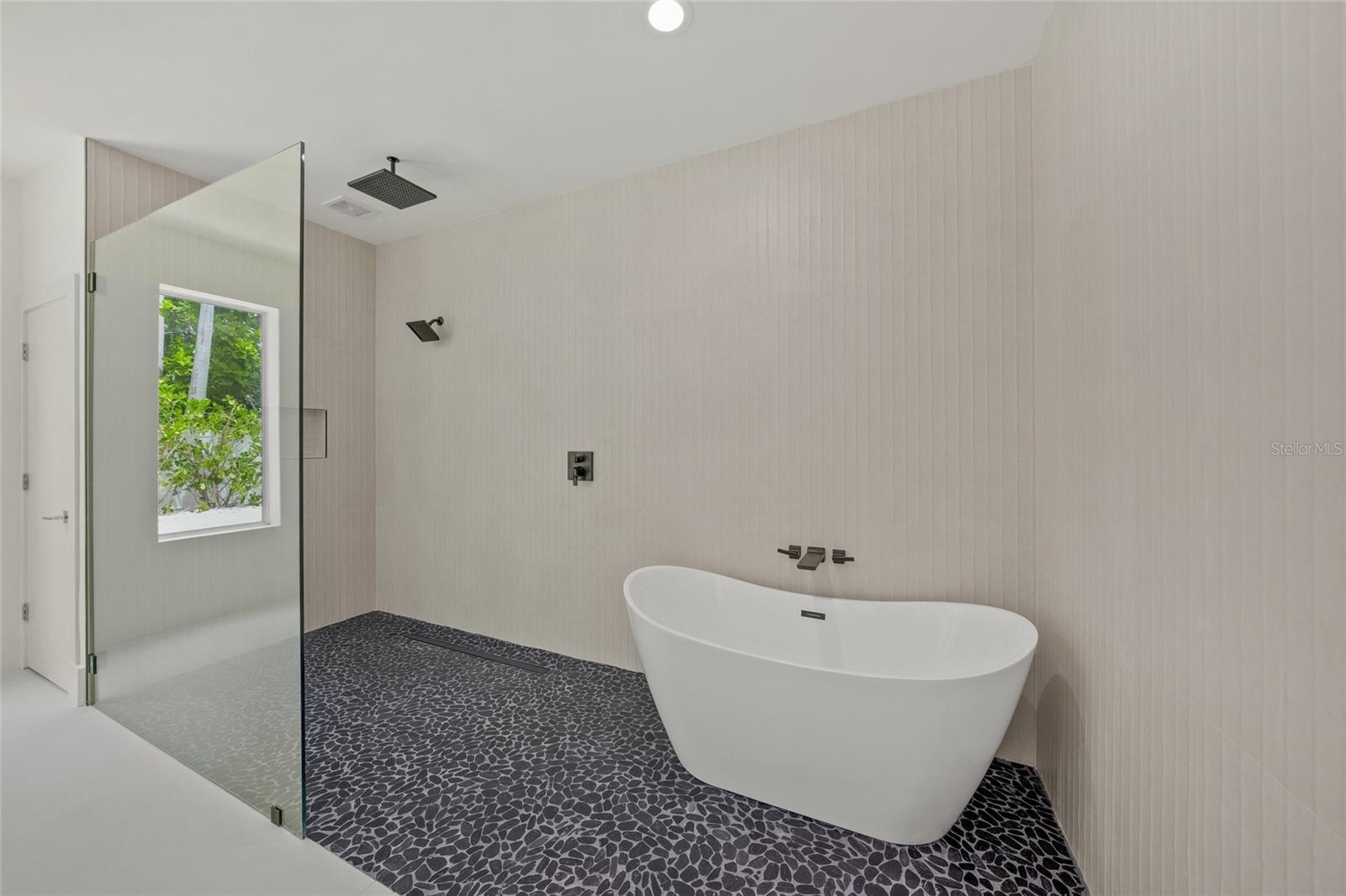 0079 - DESOTO TERRACE - Residential