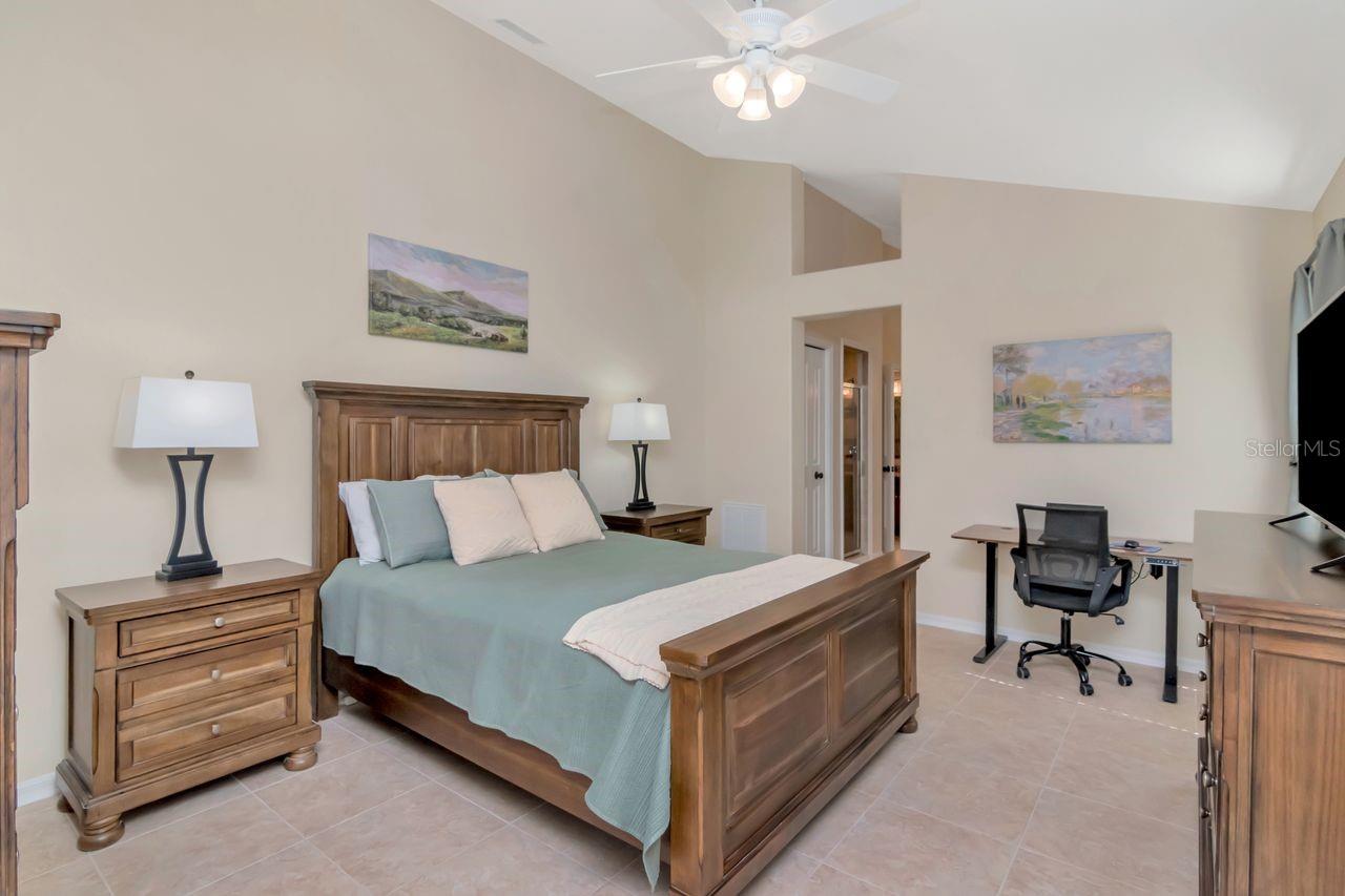 FIELDSTONE VILLAGE AT WOODFIELD - Residential