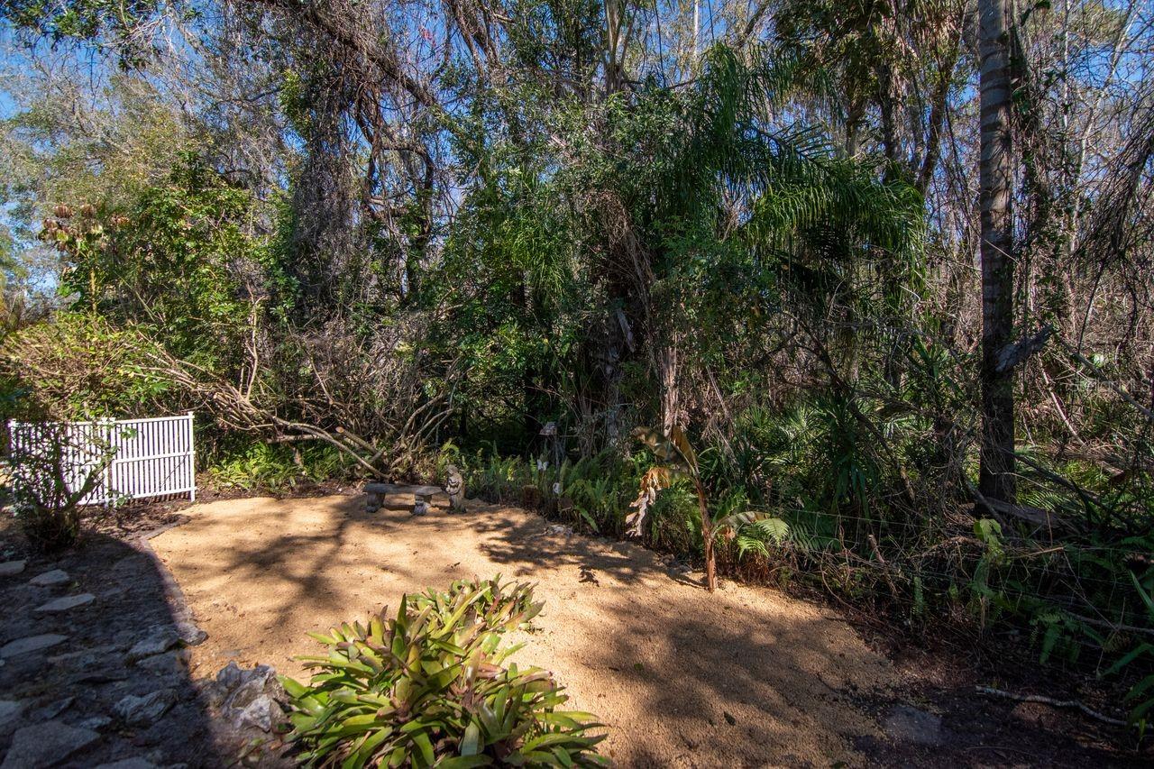 FIELDSTONE VILLAGE AT WOODFIELD - Residential