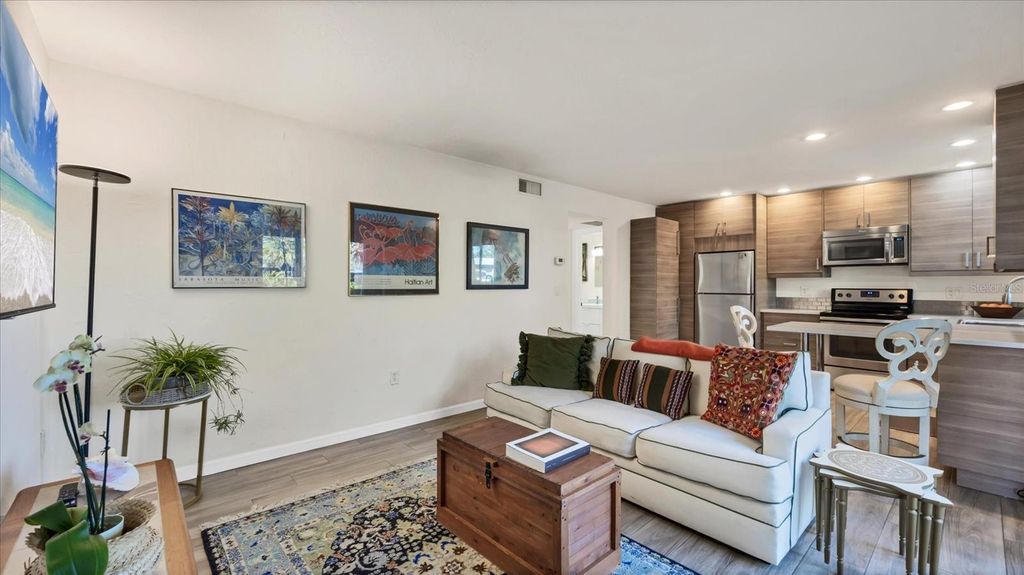 Photo of 2304 Ringling Boulevard #113, Sarasota, FL 34237 (MLS # A4683970)