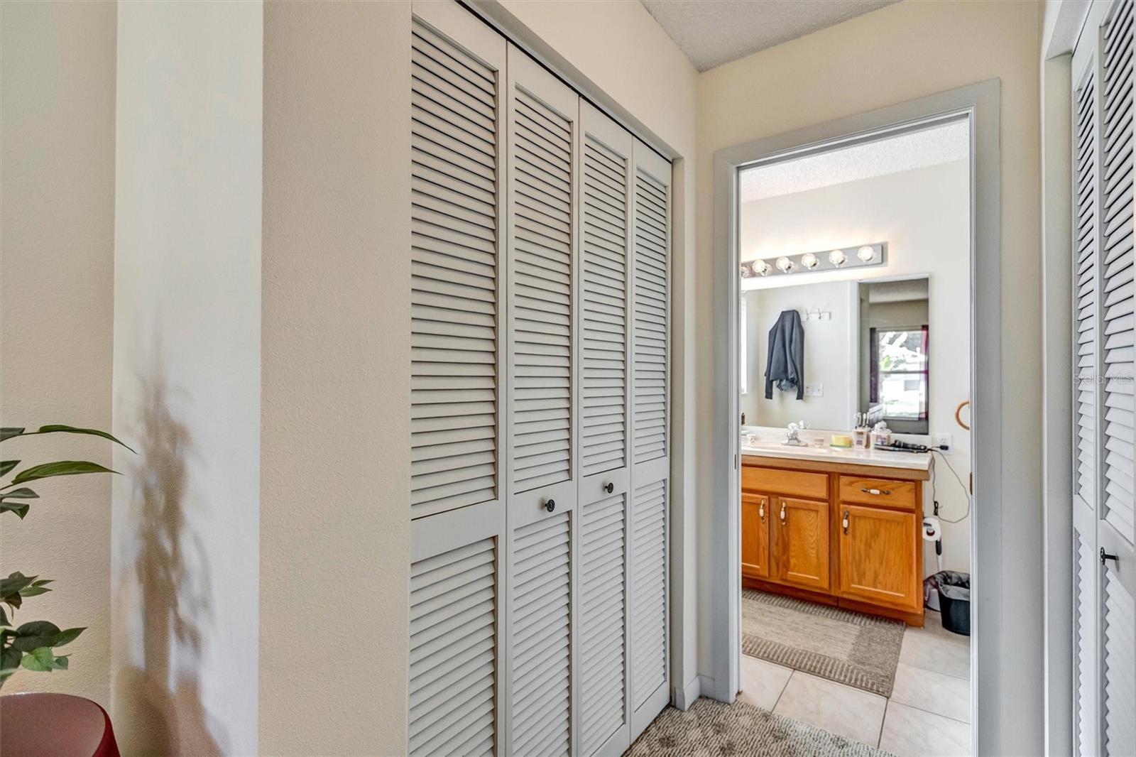 ON TOP OF THE WORLD - Residential