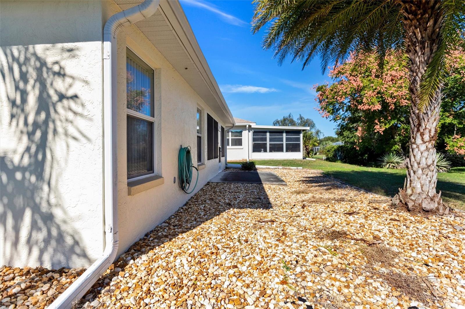 ON TOP OF THE WORLD - Residential