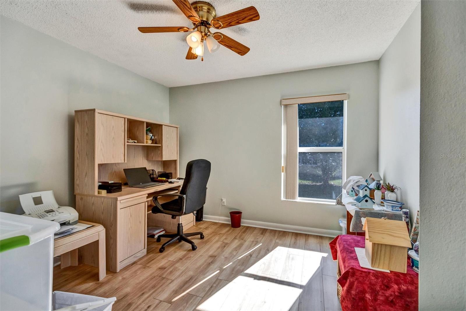 ON TOP OF THE WORLD - Residential