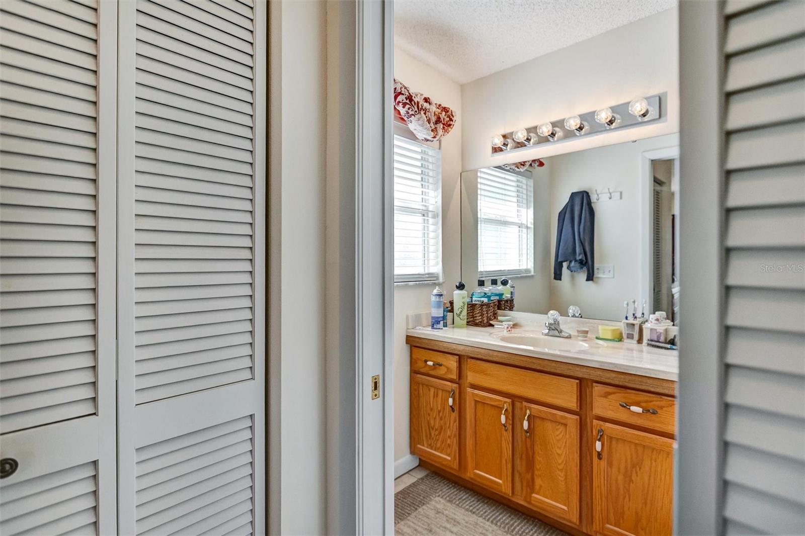 ON TOP OF THE WORLD - Residential