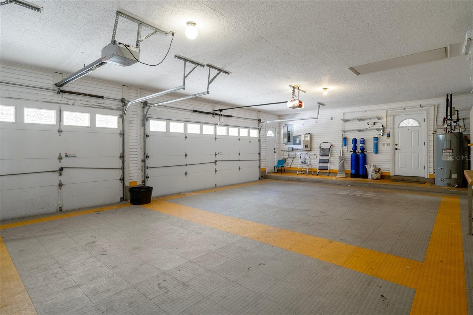 WATERS OF WEEKI WACHEE - Residential