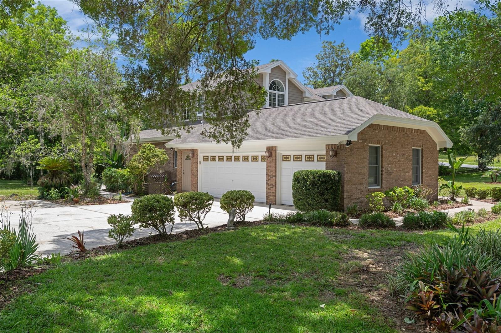 WATERS OF WEEKI WACHEE - Residential