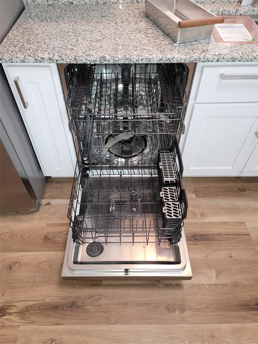 OCALA OAKS UN 01 - Residential