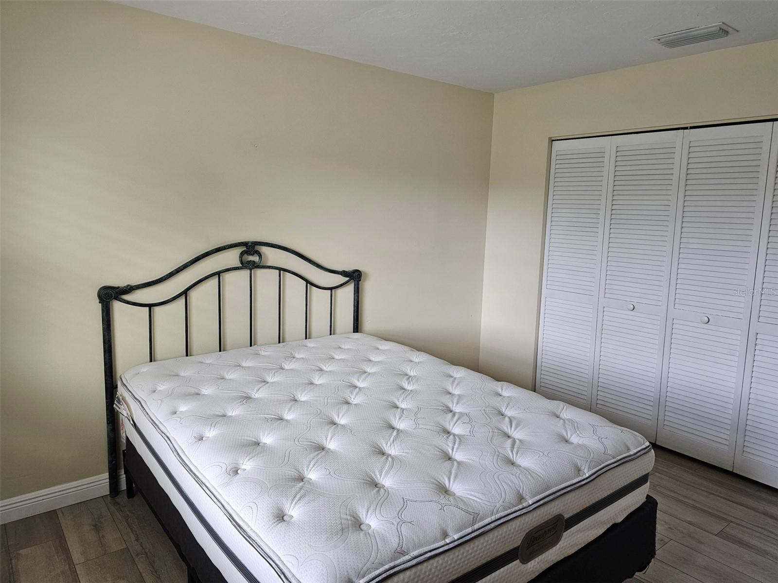 CAMBRIDGE VILLAGE - Residential Lease