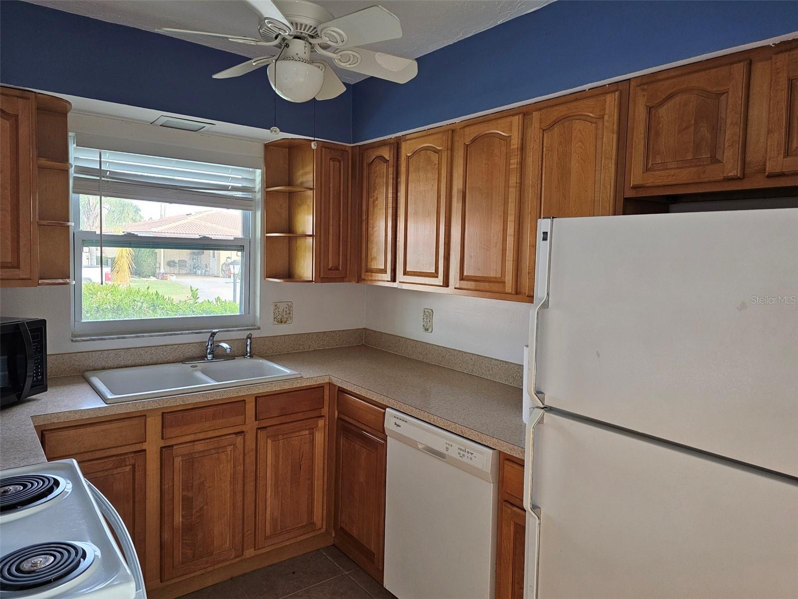 CAMBRIDGE VILLAGE - Residential Lease