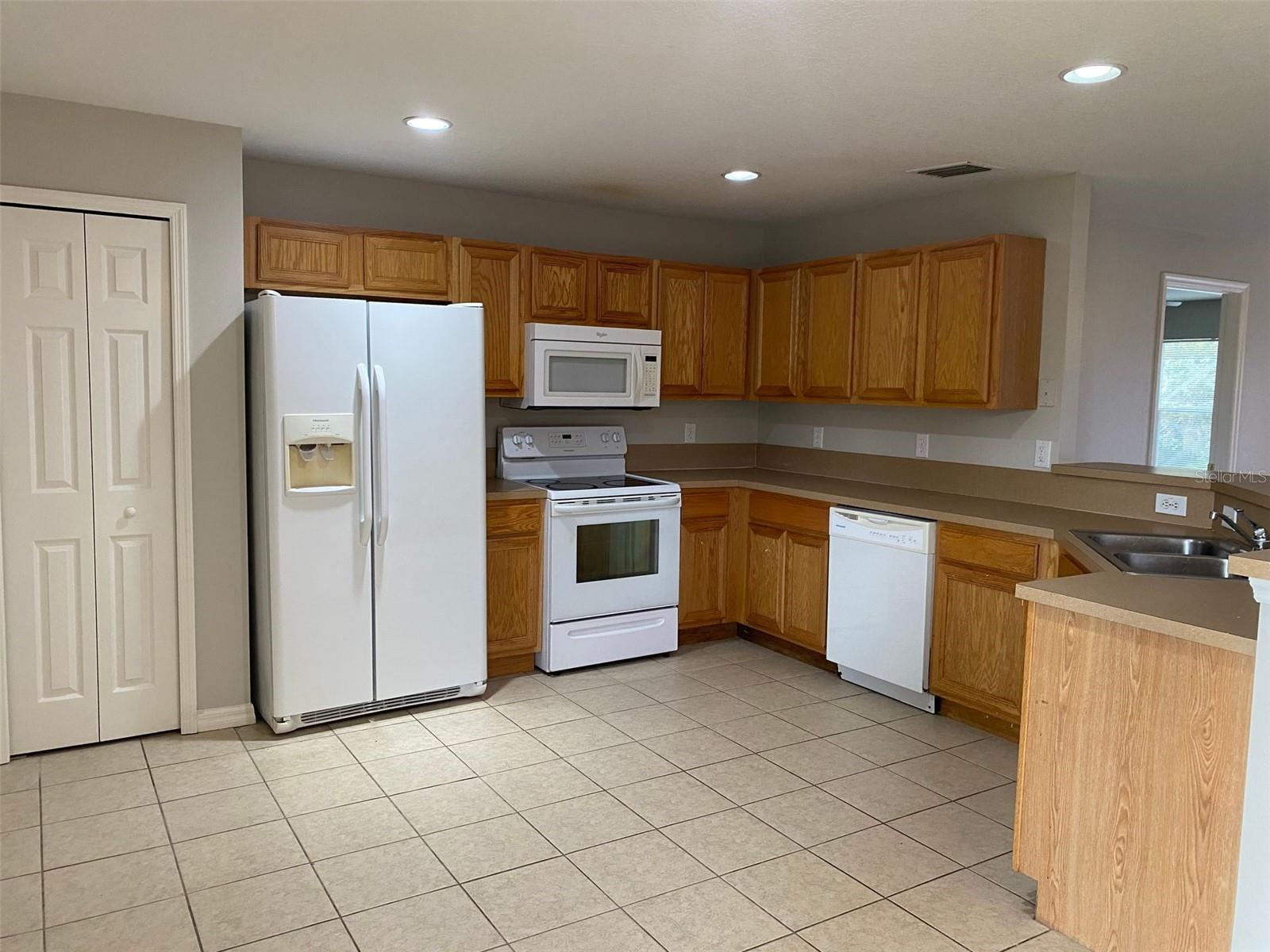 POINCIANA NBRHD 04 VILLAGE 07 - Residential Lease