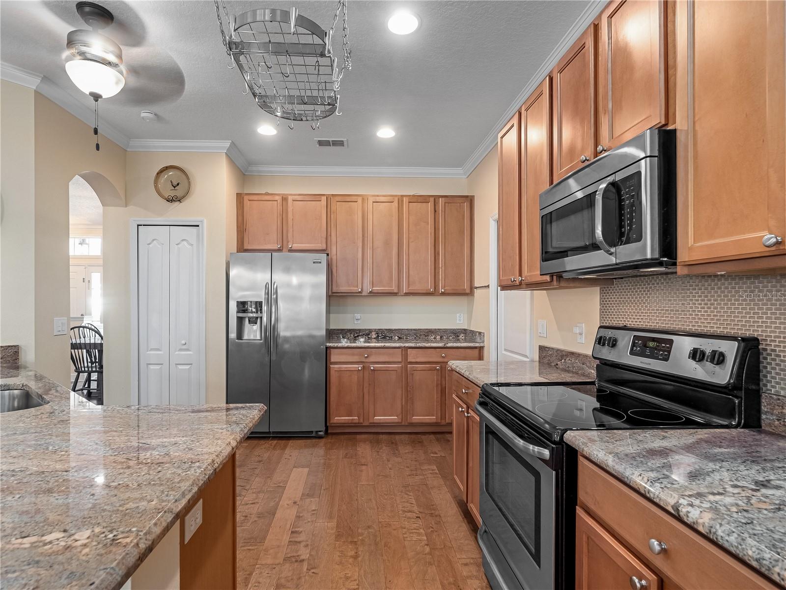 BRENTWOOD CLUB - Residential