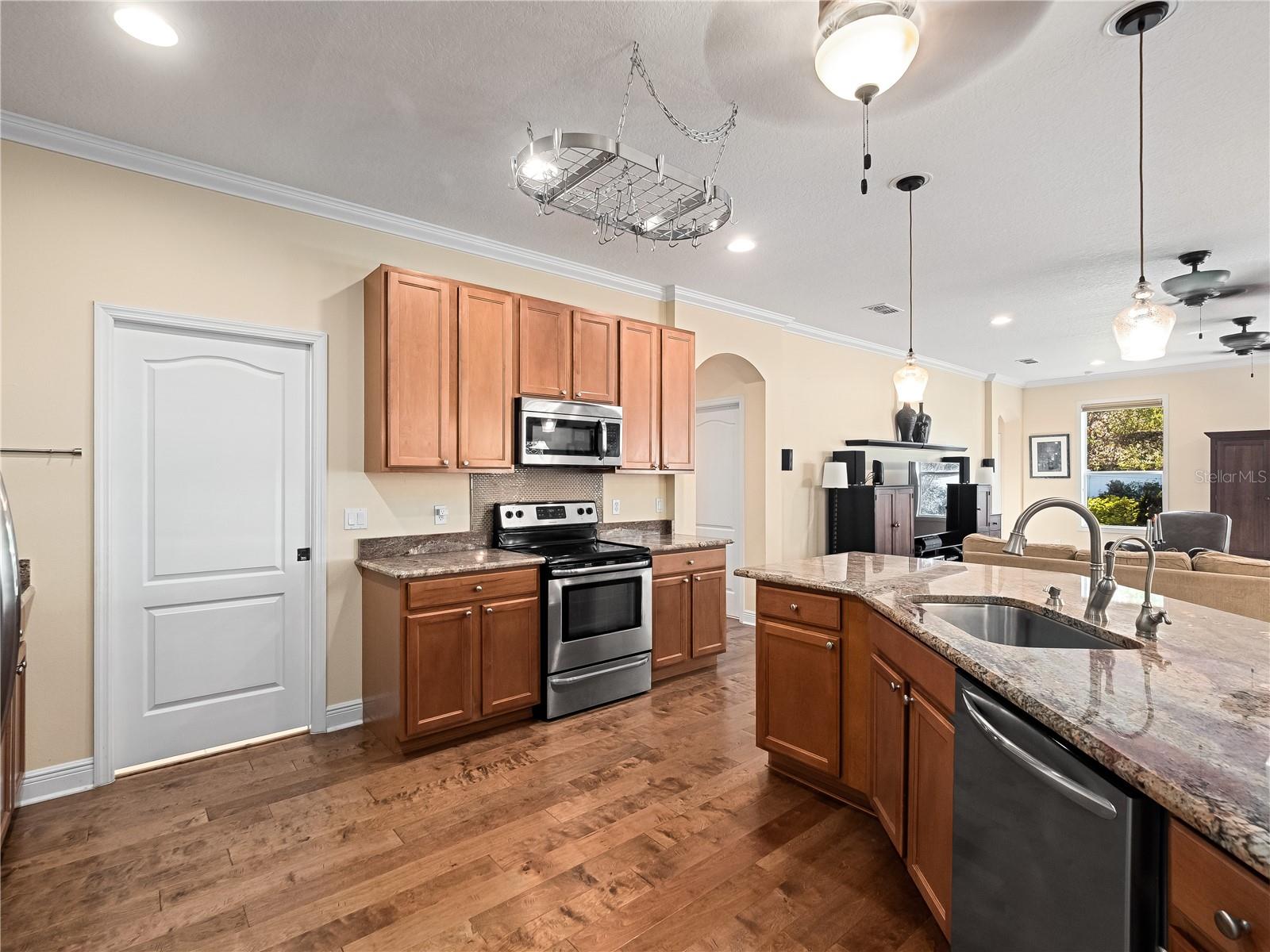 BRENTWOOD CLUB - Residential