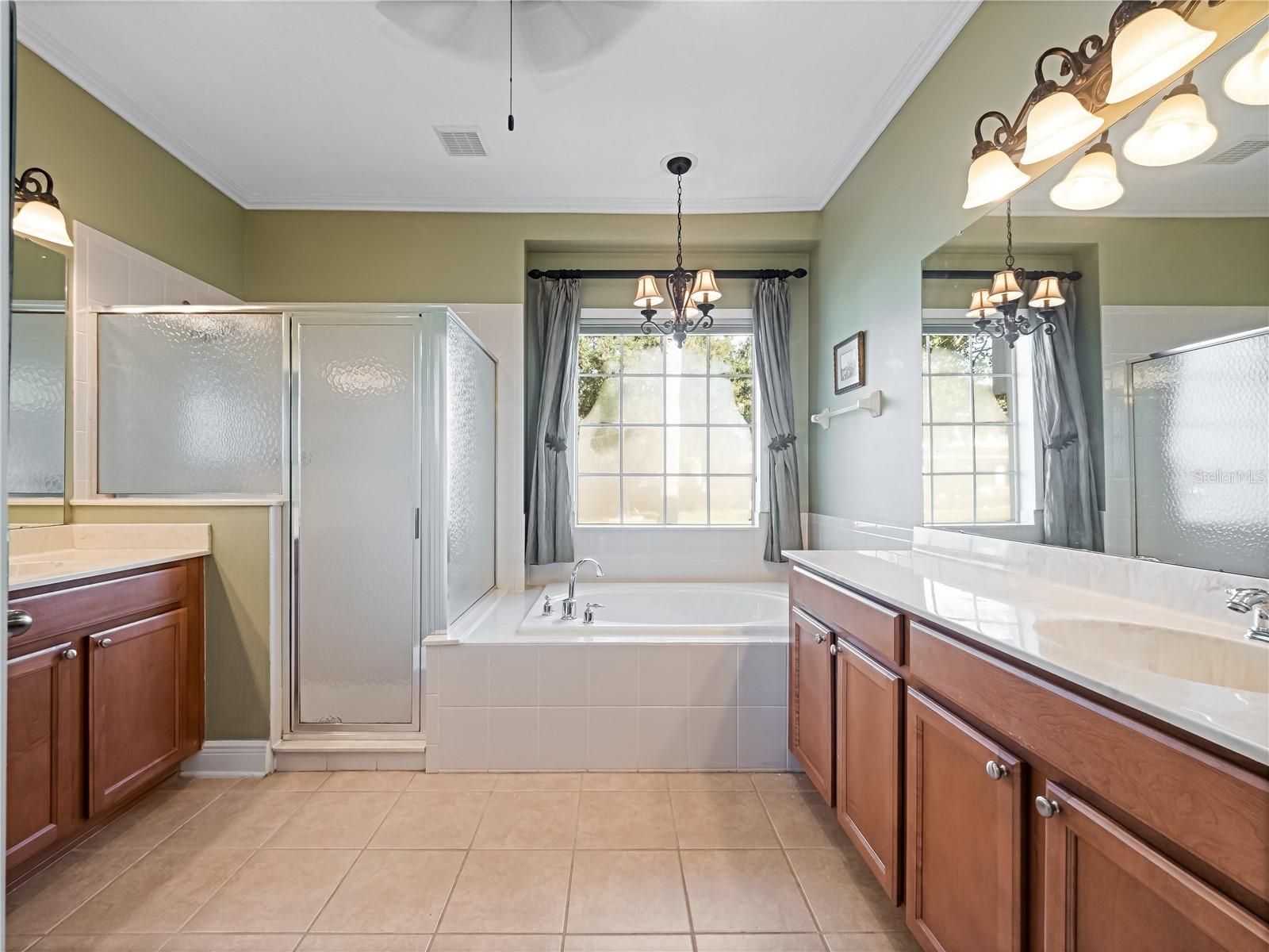 BRENTWOOD CLUB - Residential