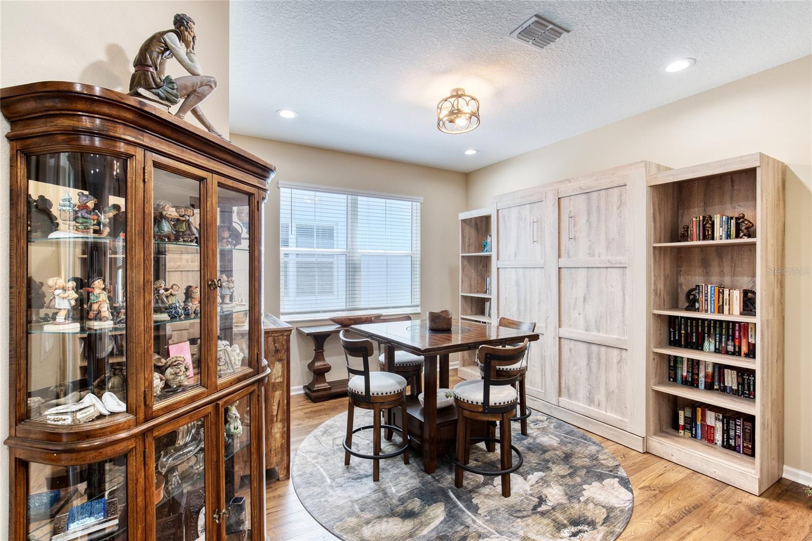 LATITUDE/DAYTONA BEACH CLOAR - Residential