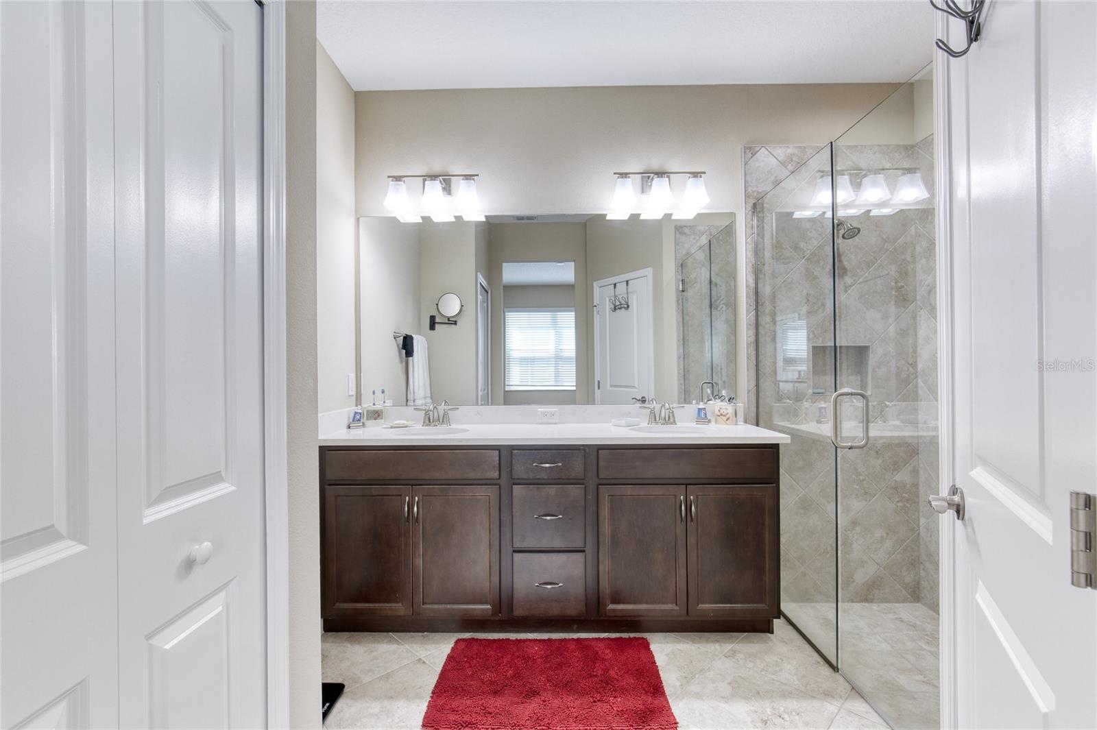 LATITUDE/DAYTONA BEACH CLOAR - Residential