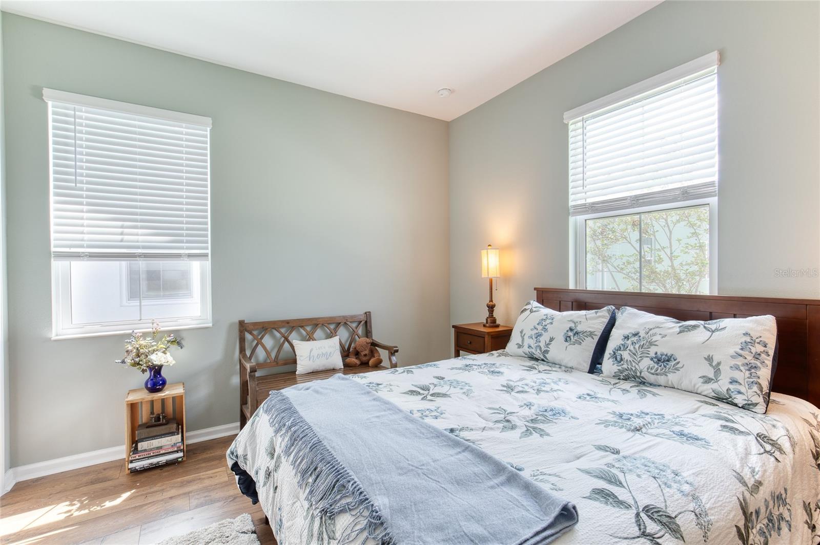 LATITUDE/DAYTONA BEACH CLOAR - Residential