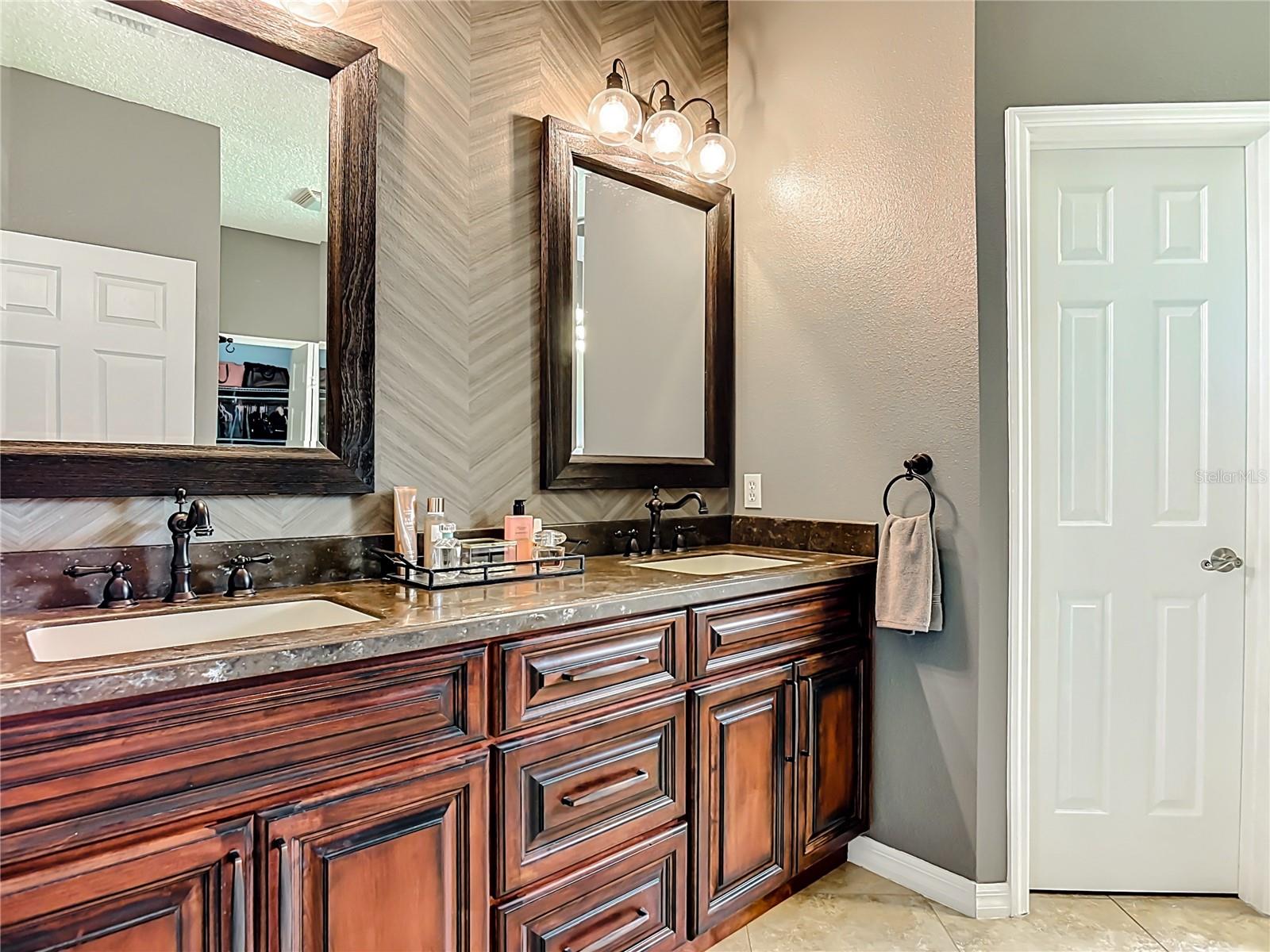 DELTONA LAKES UNIT 31 - Residential