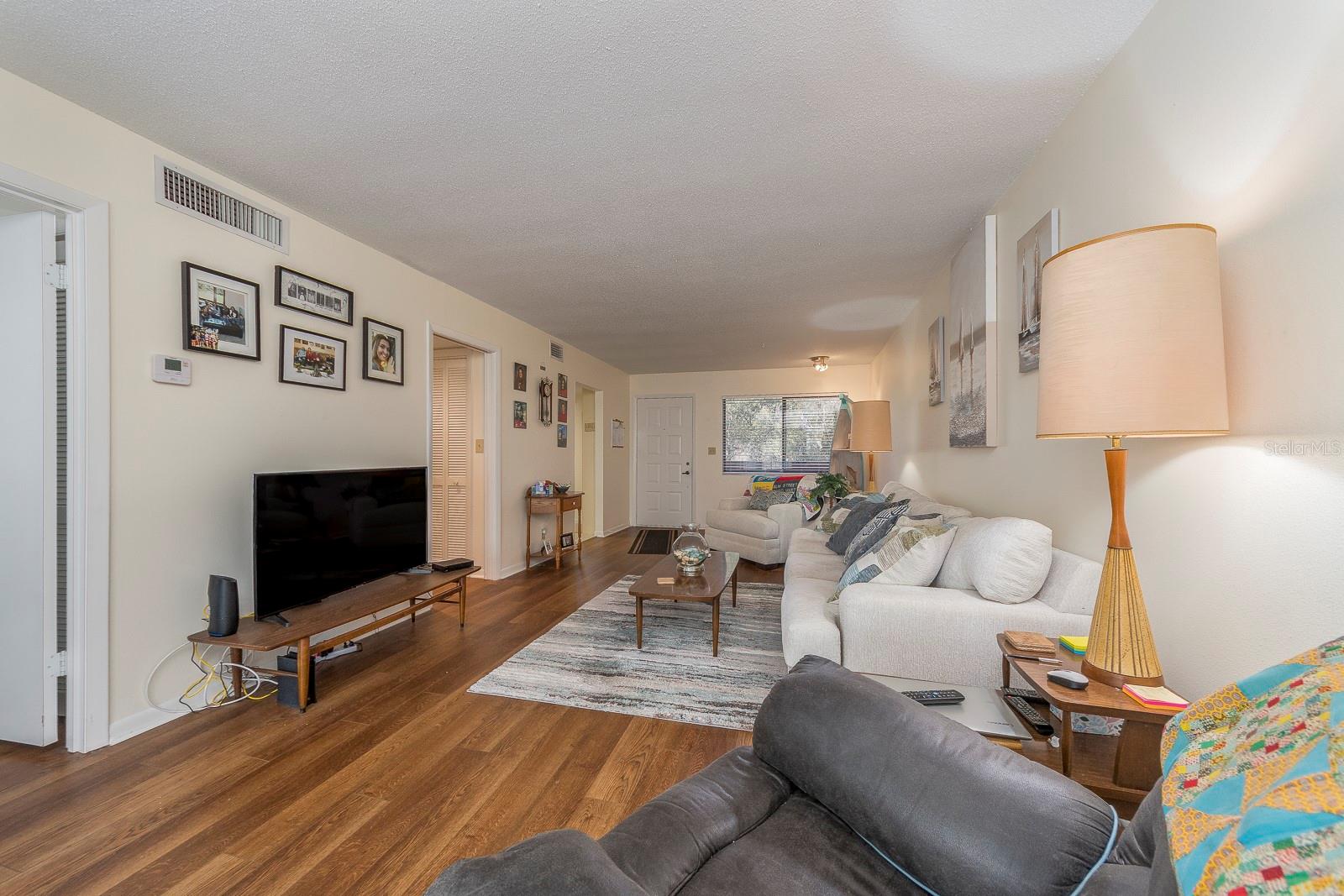 IMPERIAL PINES CONDO - Residential Lease