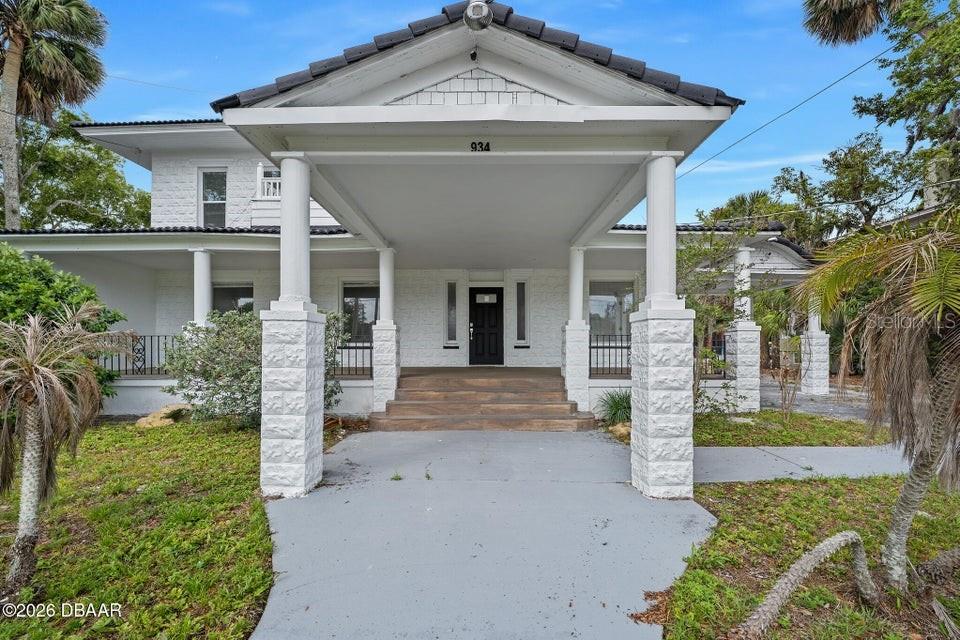 HIGBEES DAYTONA - Commercial Sale