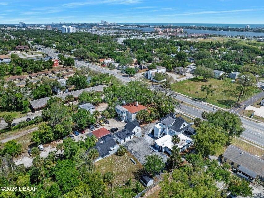 HIGBEES DAYTONA - Commercial Sale