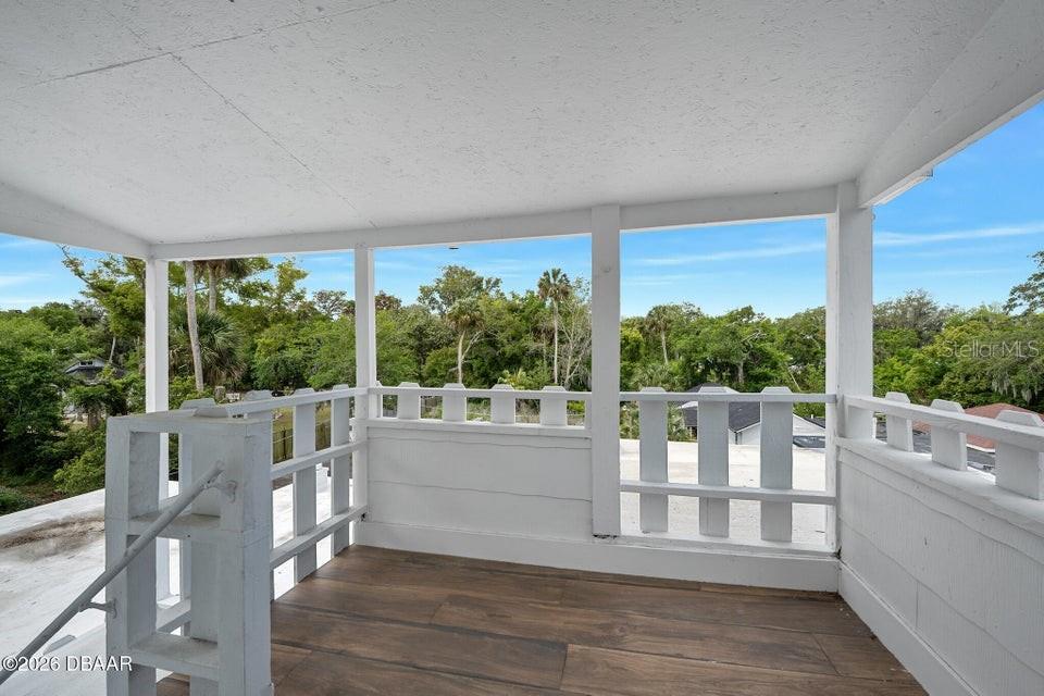 HIGBEES DAYTONA - Commercial Sale