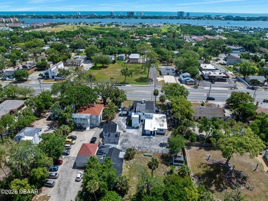 HIGBEES DAYTONA - Commercial Sale