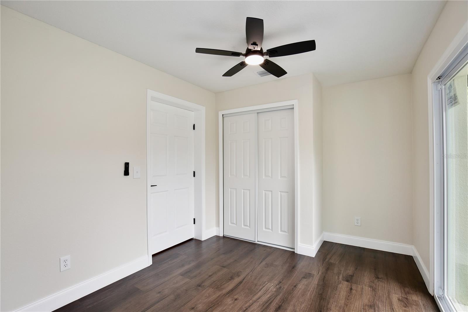 LAKE HARNEY ESTATES 5 ACRE DEV 256 PARCELS - Residential