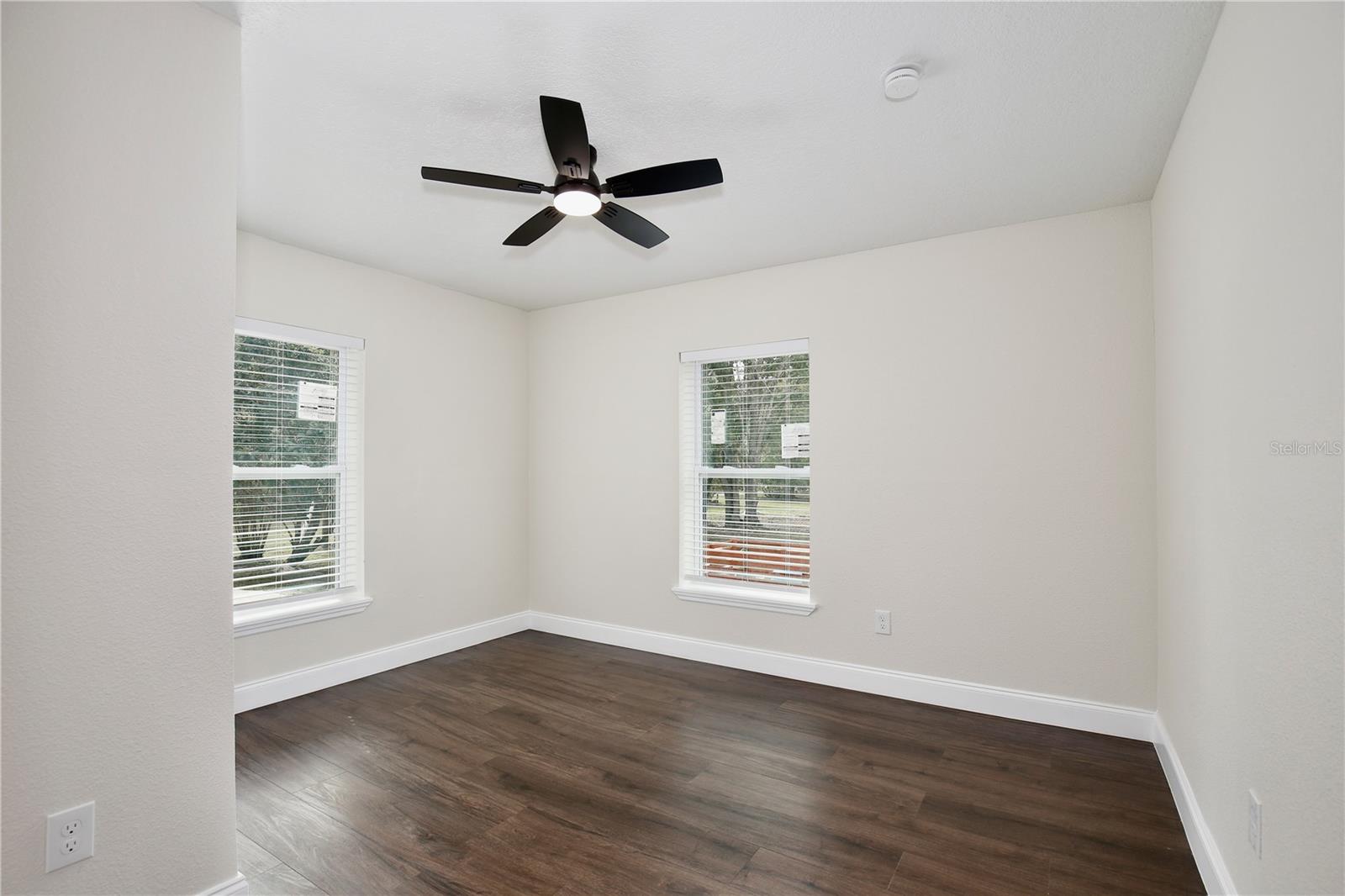 LAKE HARNEY ESTATES 5 ACRE DEV 256 PARCELS - Residential